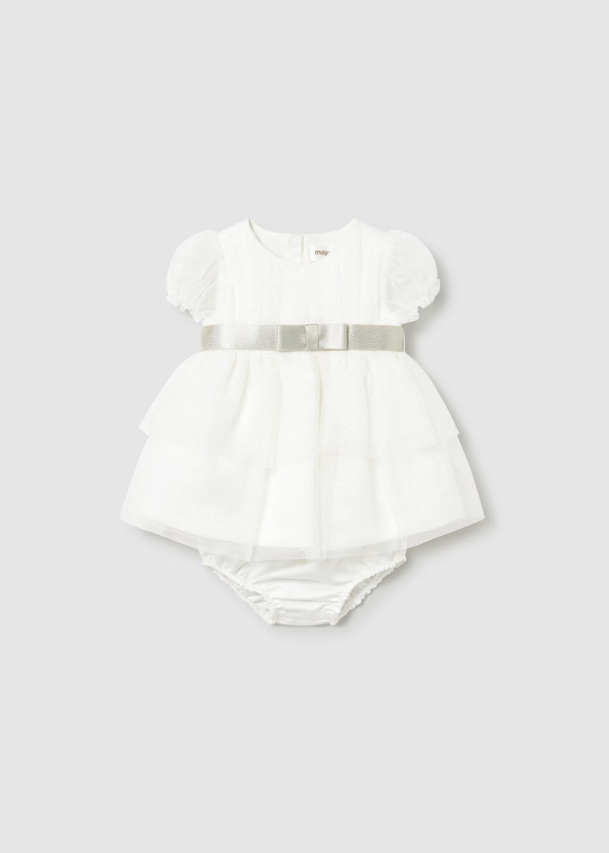 Vestido tul con cubre pañal ceremonia